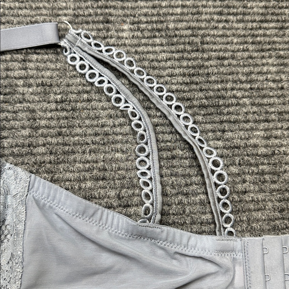 Victoria’s Secret Shimmer Lace Underwire Bra 38DDD 38F Dusty Blue-ish Gray - Picture 4 of 10